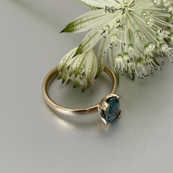 Ring "Marlies“ - Fairgold - Zikon Bild 2 goldring mit blauem stein