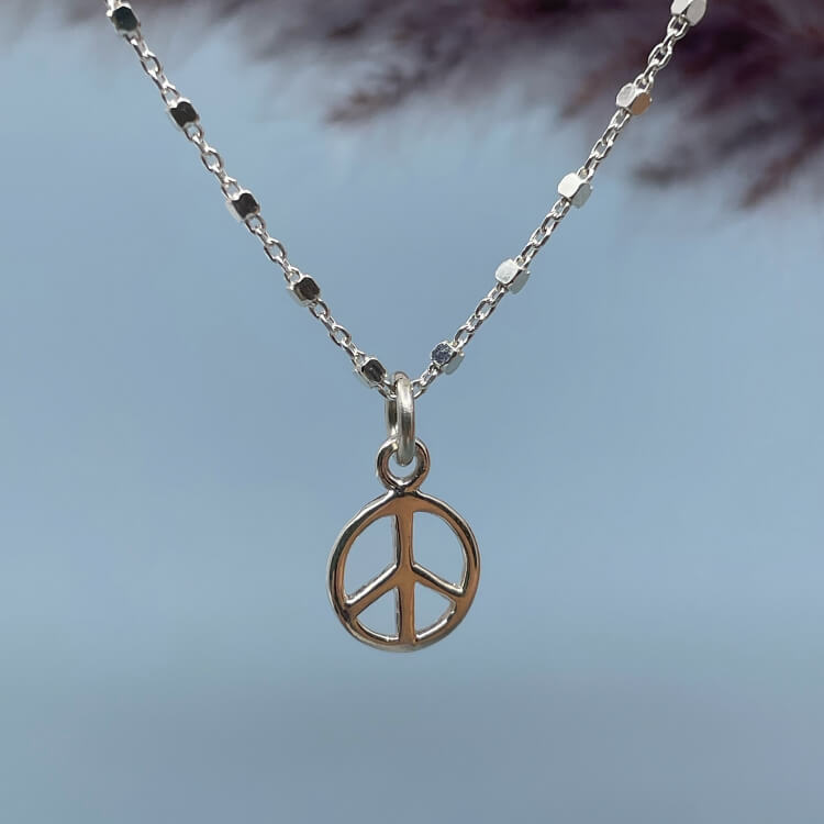 Anhänger "Janis" aus 925 Silber Kettenanhänger aus 925 Silber mit Peacezeichen