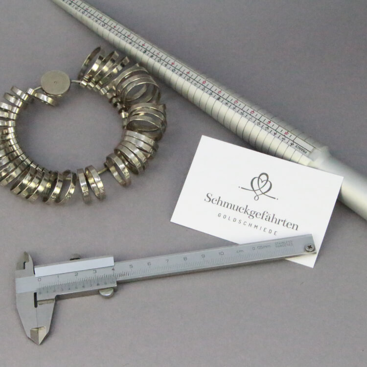 Lovebirds - Servicepaket für die perfekten Eheringe Schmuckset Goldschmiede Ringe ausmessen Ringe Größenbestimmung