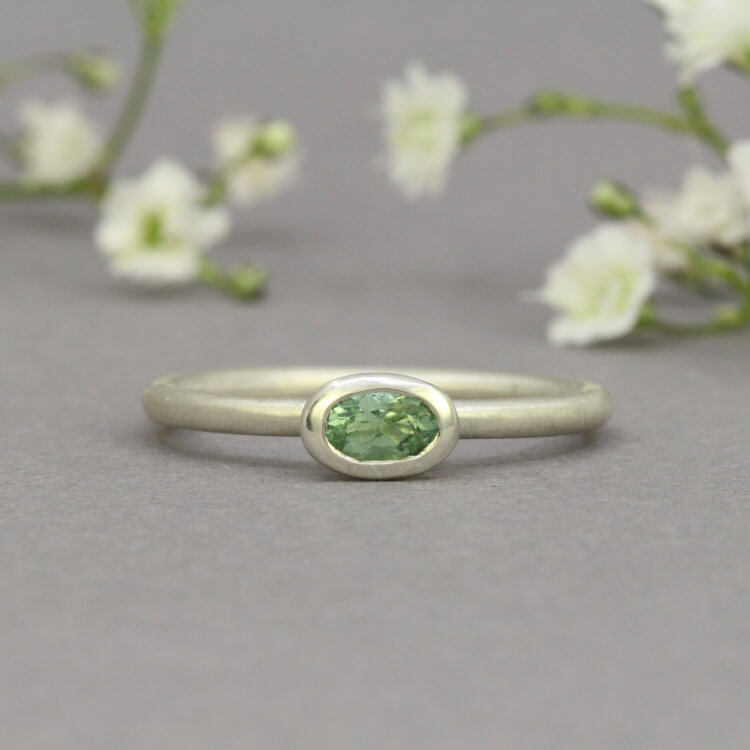 Stapelring Mini aus der Kollektion Mix und Matsch hergstellt in Handarbeit in unserer Schmuckwerkstatt in Potsdam Babelsberg