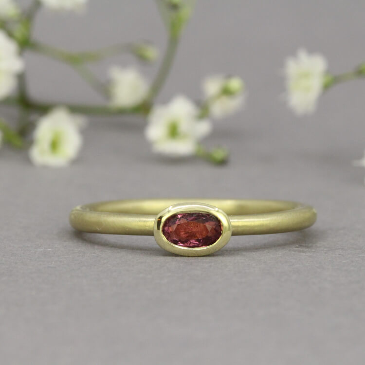 Ring "Mini" - 585 Gelbgold mit Turmalin rosa