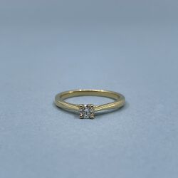 Verlobungsring "Jessica" - 585 Gelbgold mit Diamant