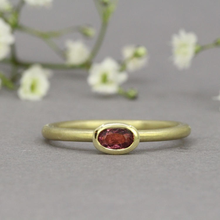 Ring "Mini" - 585 Gelbgold mit Turmalin rosa